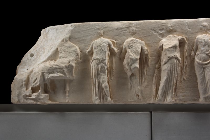 Cálculo máscara Desobediencia Athena Nike Temple. East Frieze. Block c | Acropolis Museum | Official  website